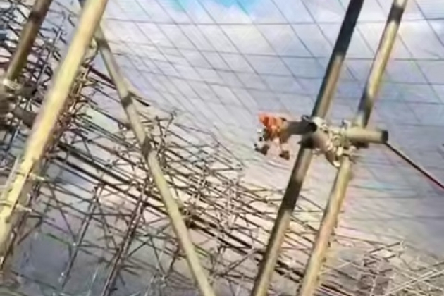 Han comenzado a instalarse masivamente redes antidrones alrededor de refinerías de petróleo rusas
