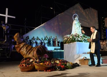 Con la Bendición de los Frutos comienzan los festejos vendimiales