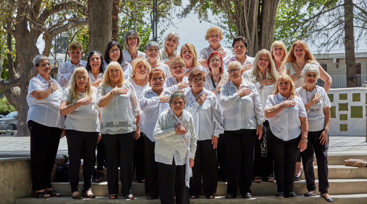 Las Heras elige a la Reina de Adultos Mayores, con un gran baile social