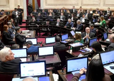 El Senado aprobó la ley de inviolabilidad de la propiedad privada y la giró a la Cámara de Diputados